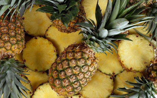 17 Amazing Benefits of Pineapples
